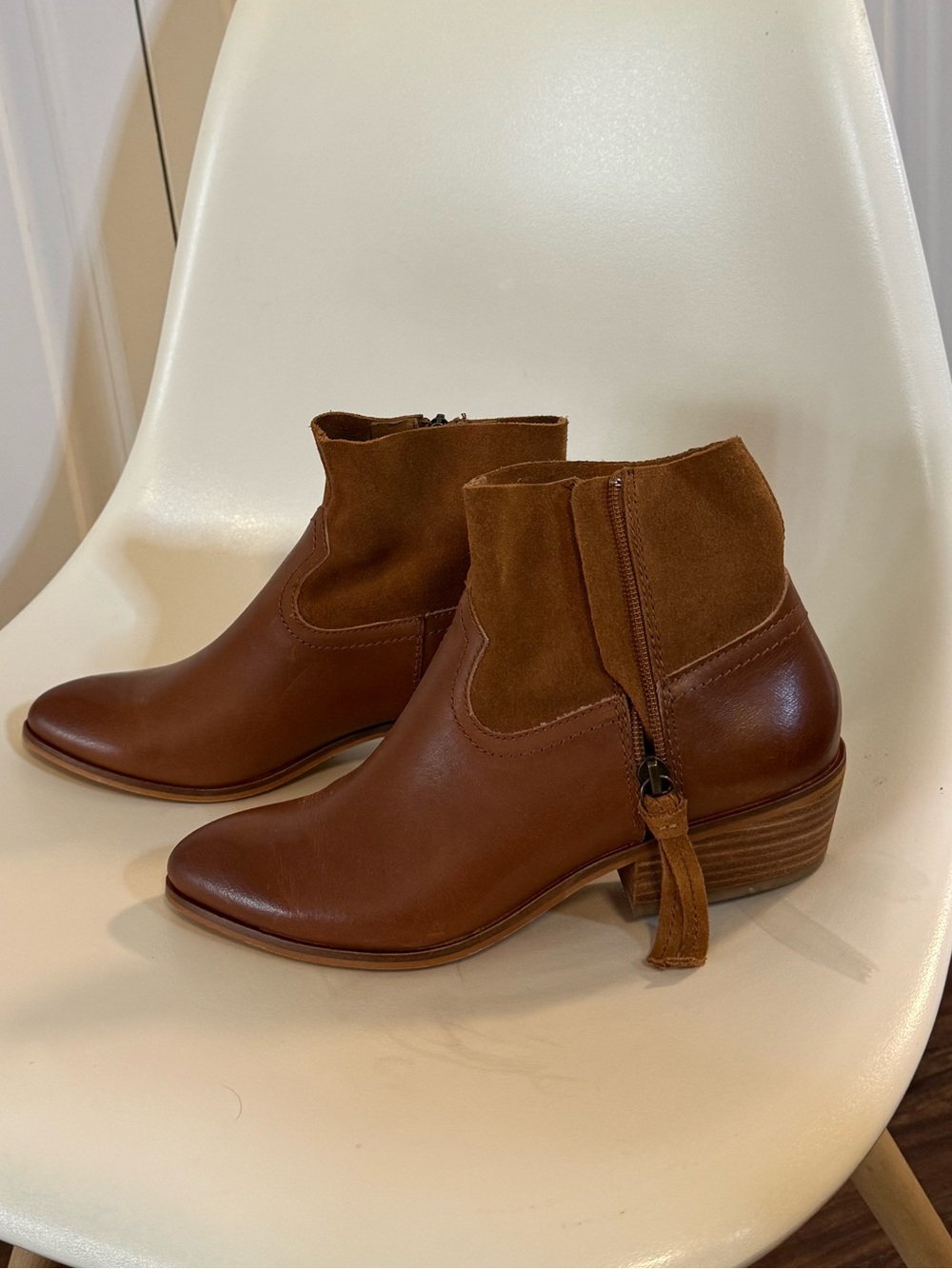 FRYE AND CO. Cognac Leather & Suede Ankle Booties with Tassel Zip